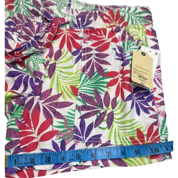 St. John's Bay Women's Short Elastic Mid rise Adjustable Palm trees Green XL New - Picture 7 of 8